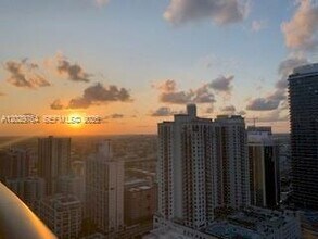 Building Photo - 1100 S Miami Ave