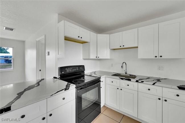 Building Photo - 1777 Ebenezer Ct