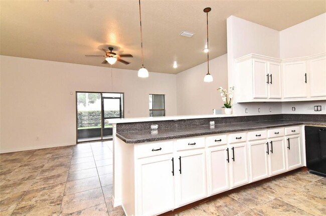 Foto del edificio - 3415 W Anthony Rd