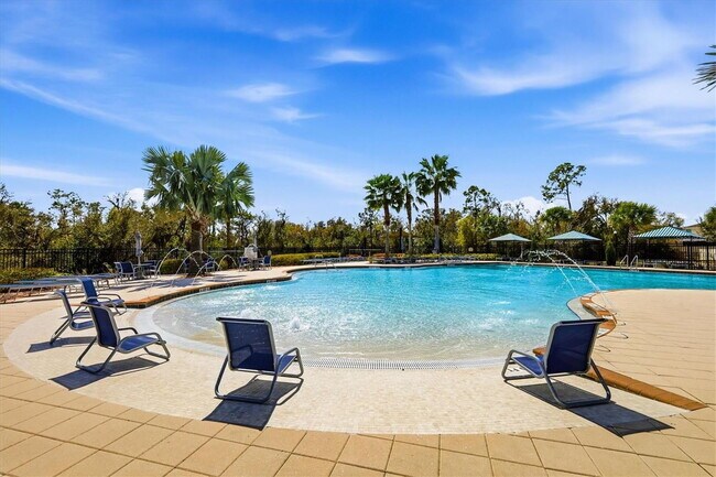 Foto del edificio - "Charming 3-Bedroom Home with Elegant Granite Touches in Wimauma!" Community pool! Fitness center...
