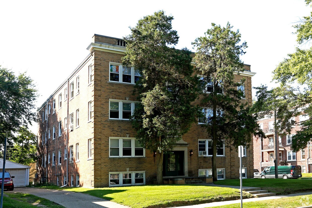 Building Photo - 525 W 4th St