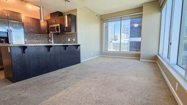 Photo du bâtiment - 2.0 bedroom in Calgary Alberta T2G 0G8
