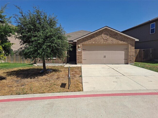 Foto del edificio - 685 Yearwood Ln