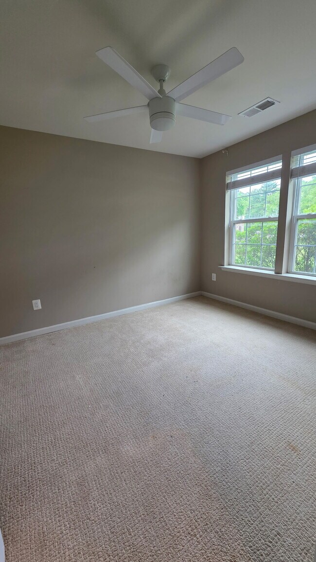 Foto del edificio - 1120 Bayberry Lane