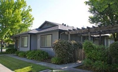 Foto principal - 1002-1010 1st St W