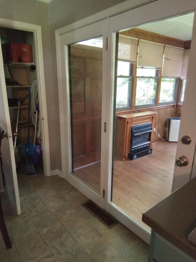 Foto del edificio - 4BR 3BA SFH with Full Finished Basement