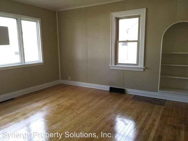 Building Photo - 590 Caldwell Ave