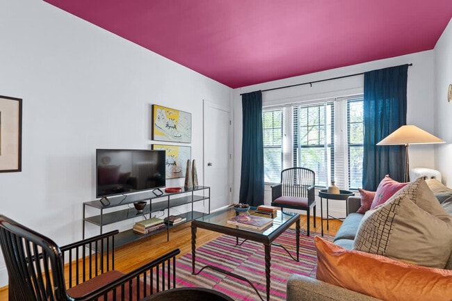 Foto del edificio - 1200 W Eddy St