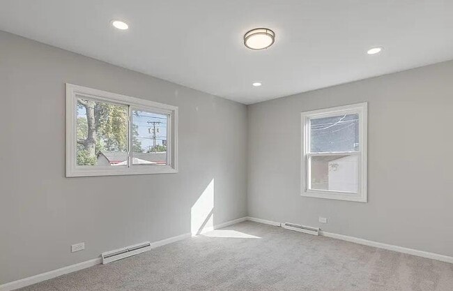 Photo - 2261 W Cornelia Ave House