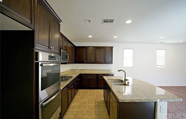 Foto del edificio - 14450 Mountain Ave