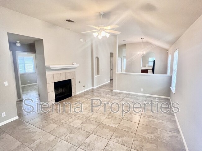 Building Photo - 2509 Elara Dr