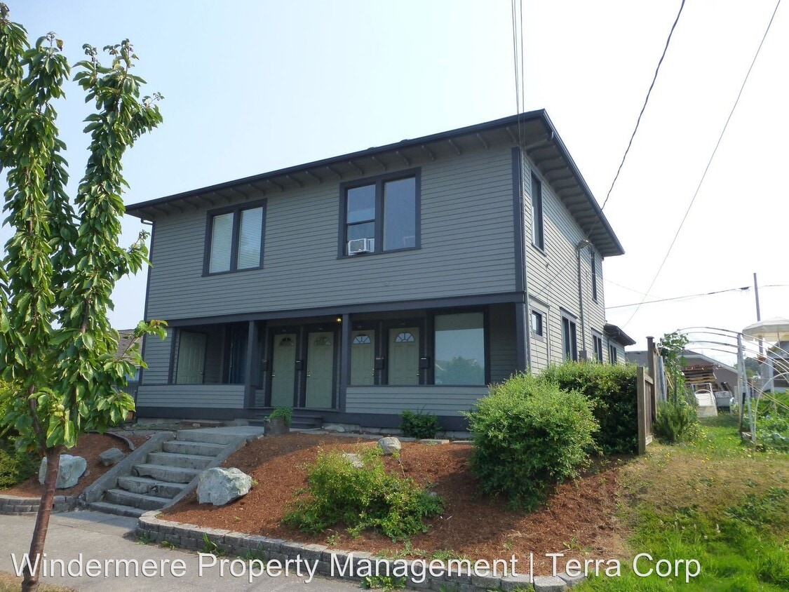 11111111 8th St, Anacortes, WA 98221 Room for Rent in Anacortes, WA