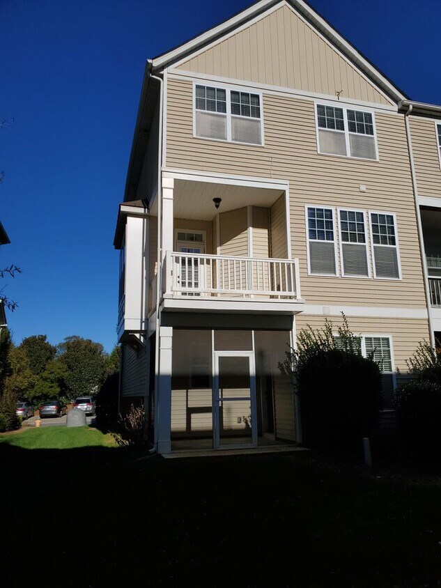 Primary Photo - Beautiful 4BR Townhome in Skybrook
