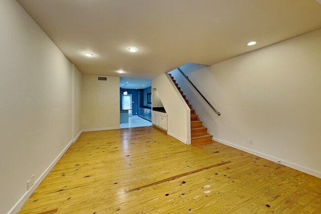 Building Photo - 4241 Buena Vista St