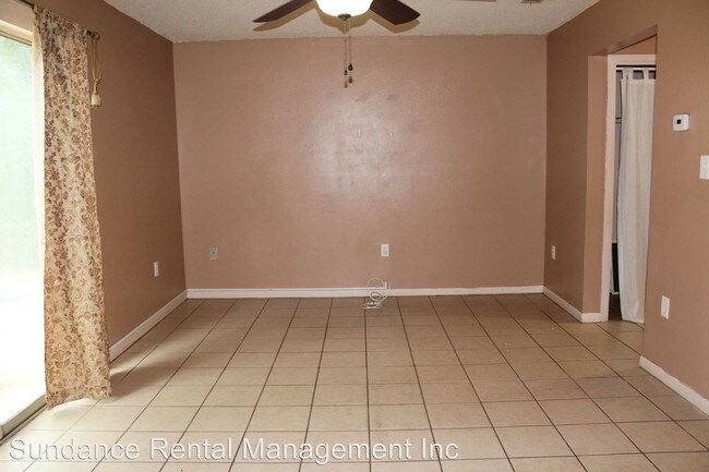 Building Photo - 3 br, 1.5 bath House - 1708 1st Avenue