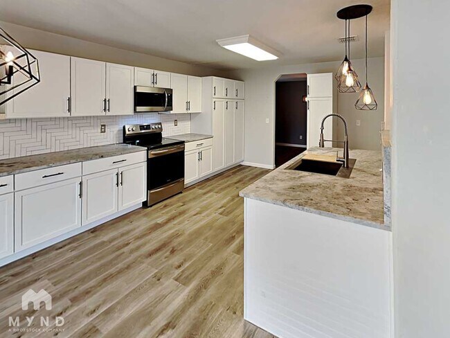 Foto del edificio - 9203 Silver Vista