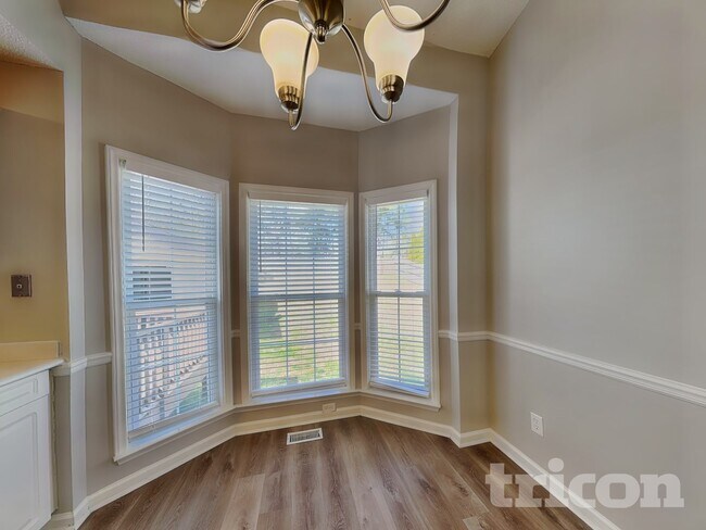 Building Photo - 305 Aqua Marine Ln