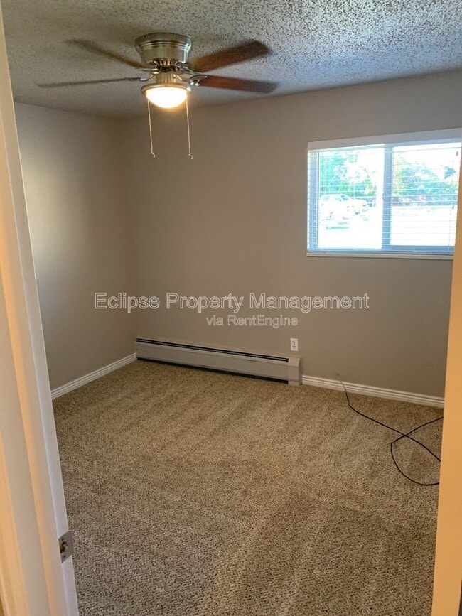 Building Photo - 522 Bell Ct