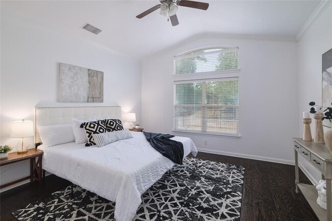 Building Photo - 7300 Colina Vista Loop