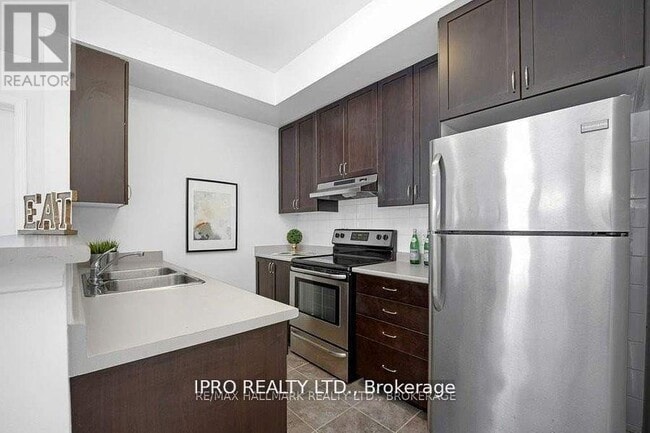 Building Photo - 2891-2891 Rio Ct