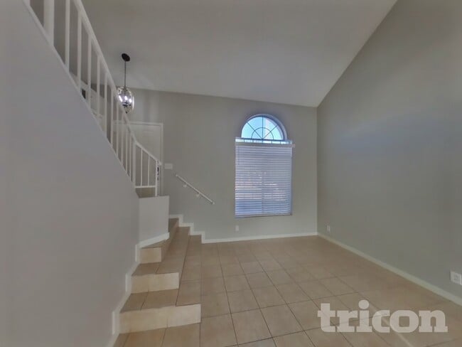 Building Photo - 1812 Wild Jan Dr