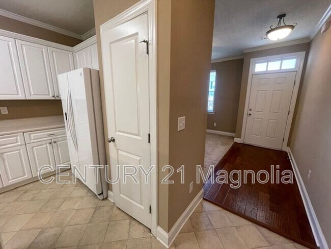 Foto del edificio - 528 Brantley Cove Cir