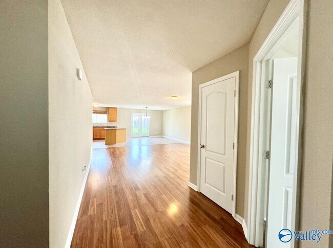 Foto del edificio - 142 Vancouver Rd