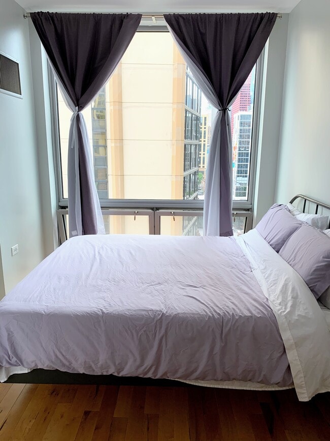 Bedroom - 1 E 8th St