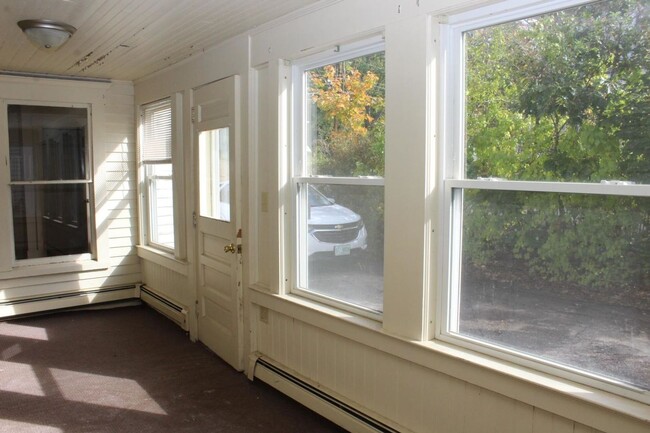 Building Photo - 207 Gilford Ave