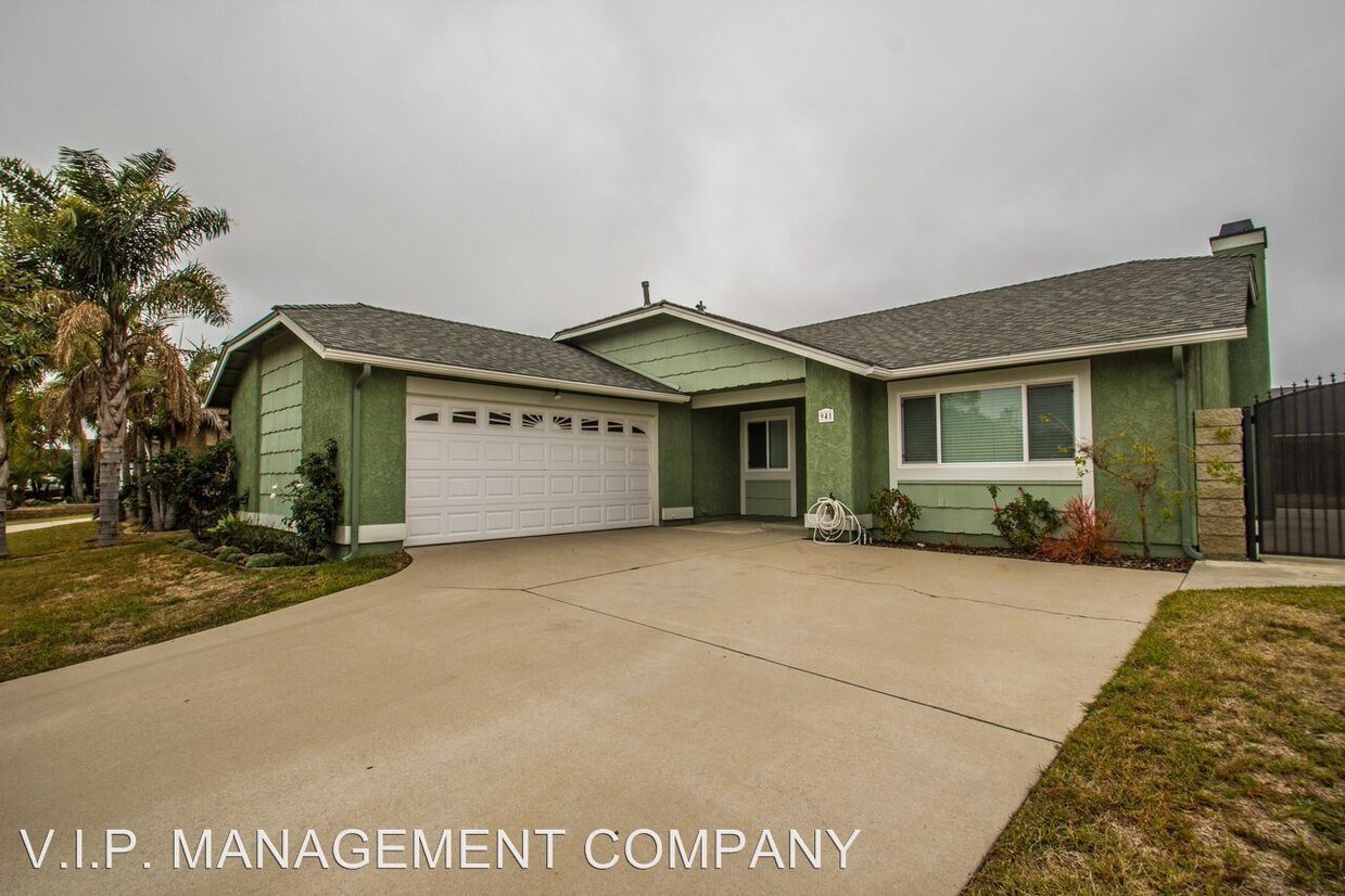 Primary Photo - 3 br, 2 bath House - 941 Outsail Lane