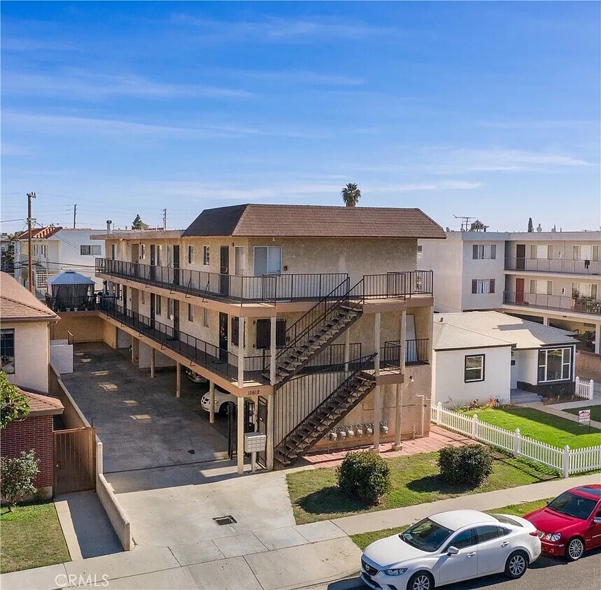 Photo - 12612 Kornblum Ave (Hawthorne, CA)