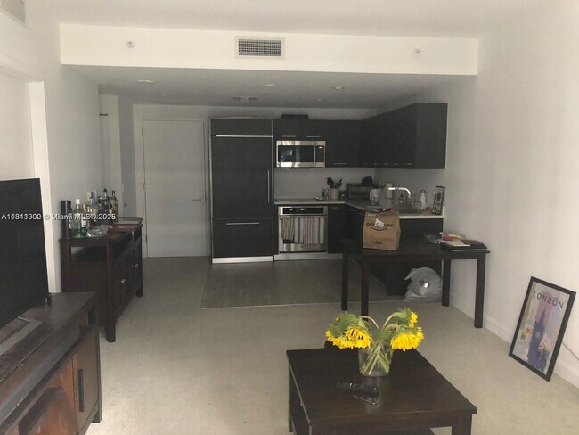 Foto del edificio - 45 SW 9th St