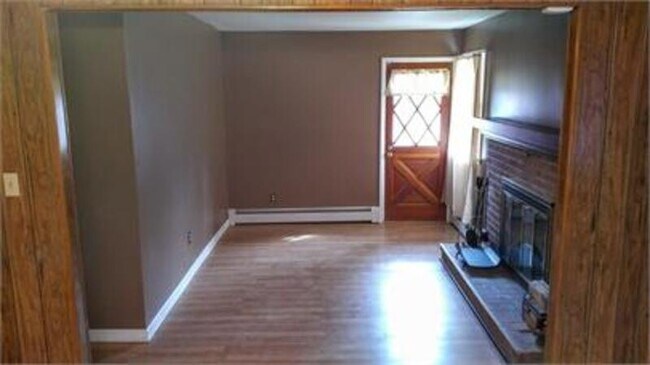 Foto del edificio - 24 Brandon Ave