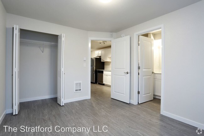 Foto del edificio - 115-129 Bloomington Ave