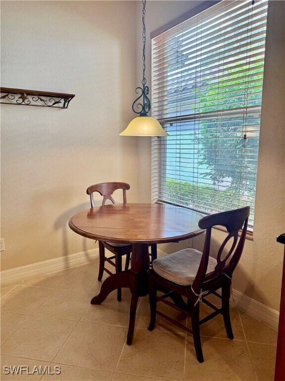 Foto del edificio - 10419 Carolina Willow Dr