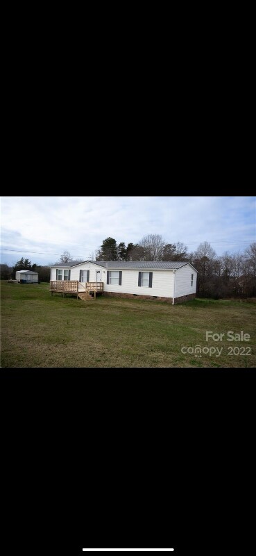 Building Photo - 1888 Sheffield Rd