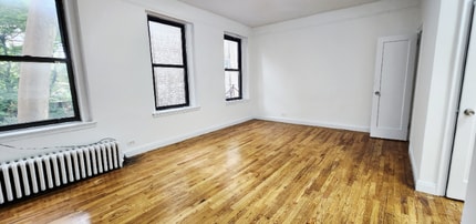 Building Photo - 401 E 58th St