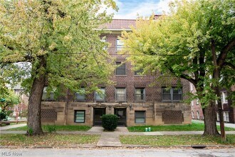 Building Photo - 2617 Euclid Heights Blvd