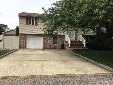 Primary Photo - 325 Ontario St