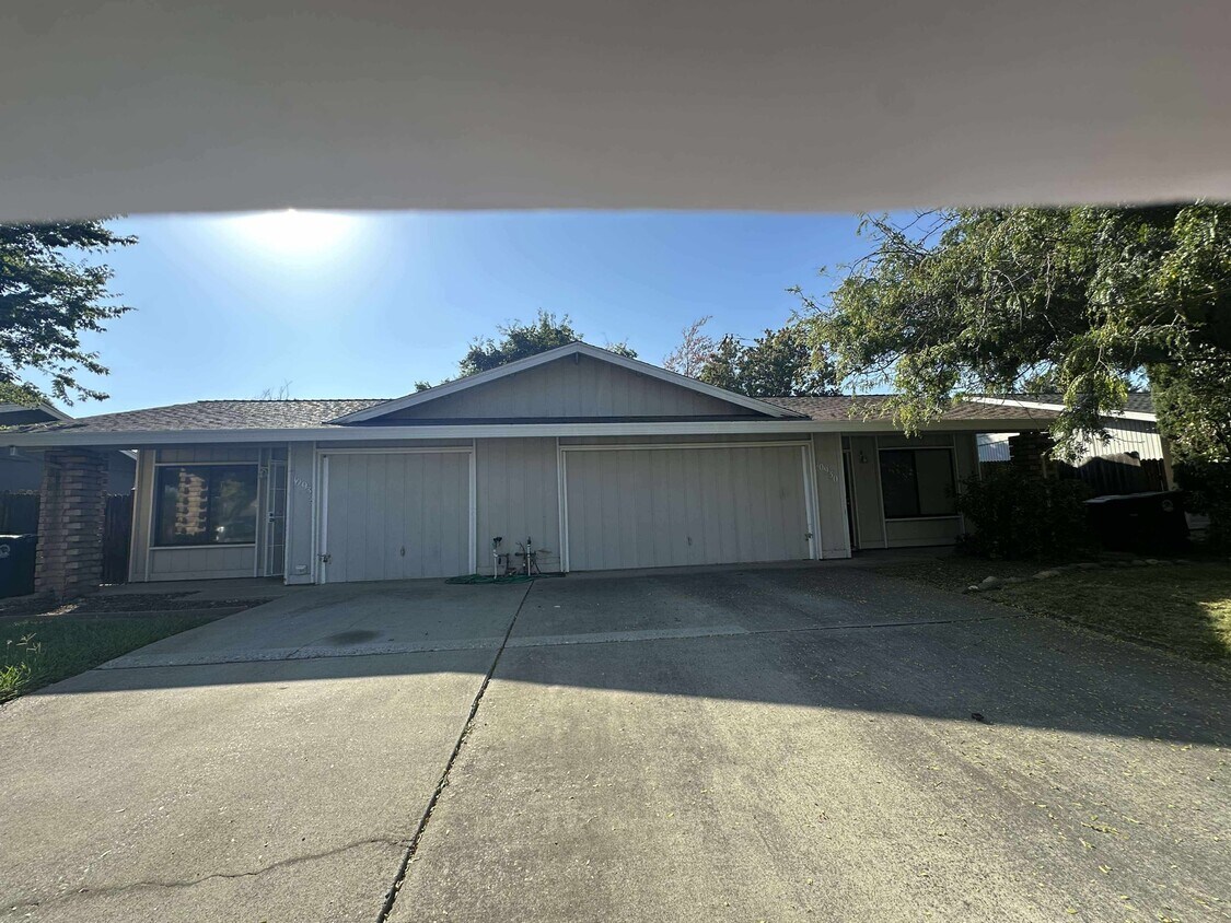 Foto principal - 10930 Scotsman Way