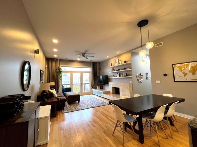 Foto del edificio - 4700 N Western Ave