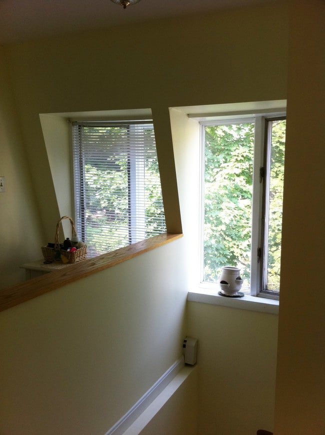 Building Photo - 21 Central St