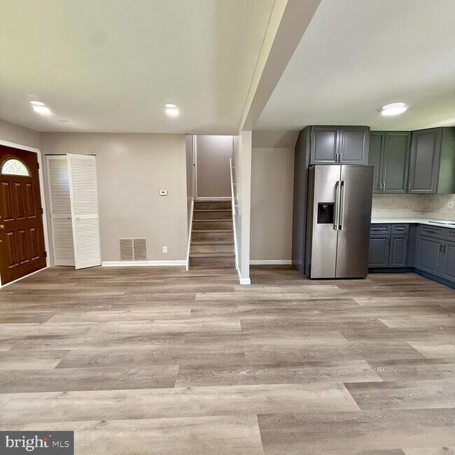 Building Photo - 1109 San Jose Dr