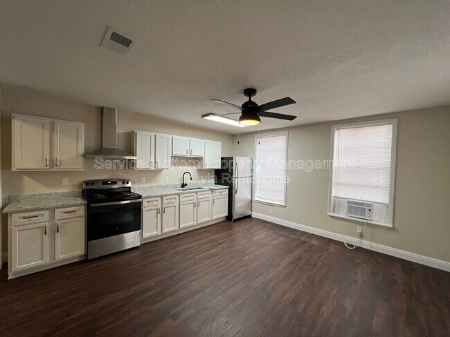 Foto del edificio - 1106 Doctor M.L.K. Jr Dr