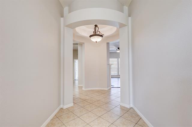 Building Photo - 1220 Apache Lake Dr