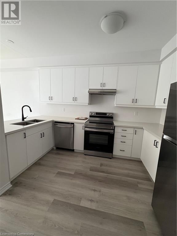 Building Photo - 461 Blackburn Dr