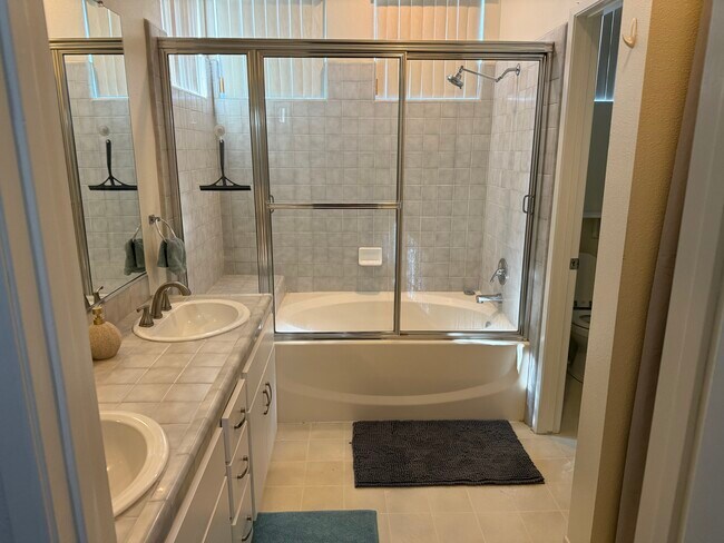 Foto del edificio - 1232 Mission Pl