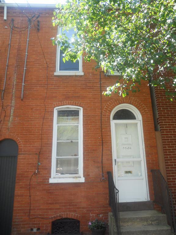 Building Photo - 352.5 W Orange St