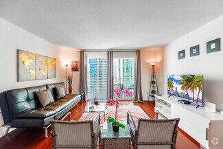 Building Photo - 1200 Brickell Bay Dr