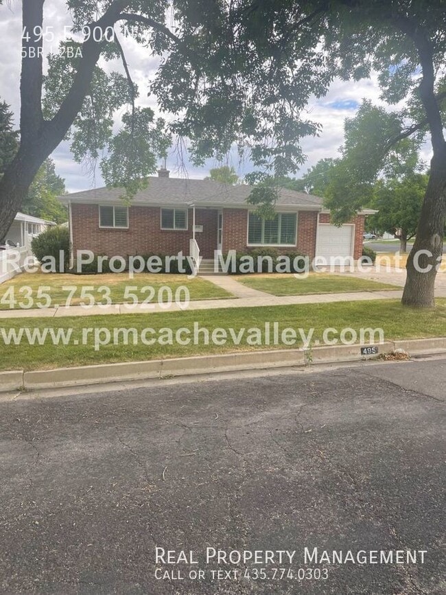 Building Photo - 495 E 900 N